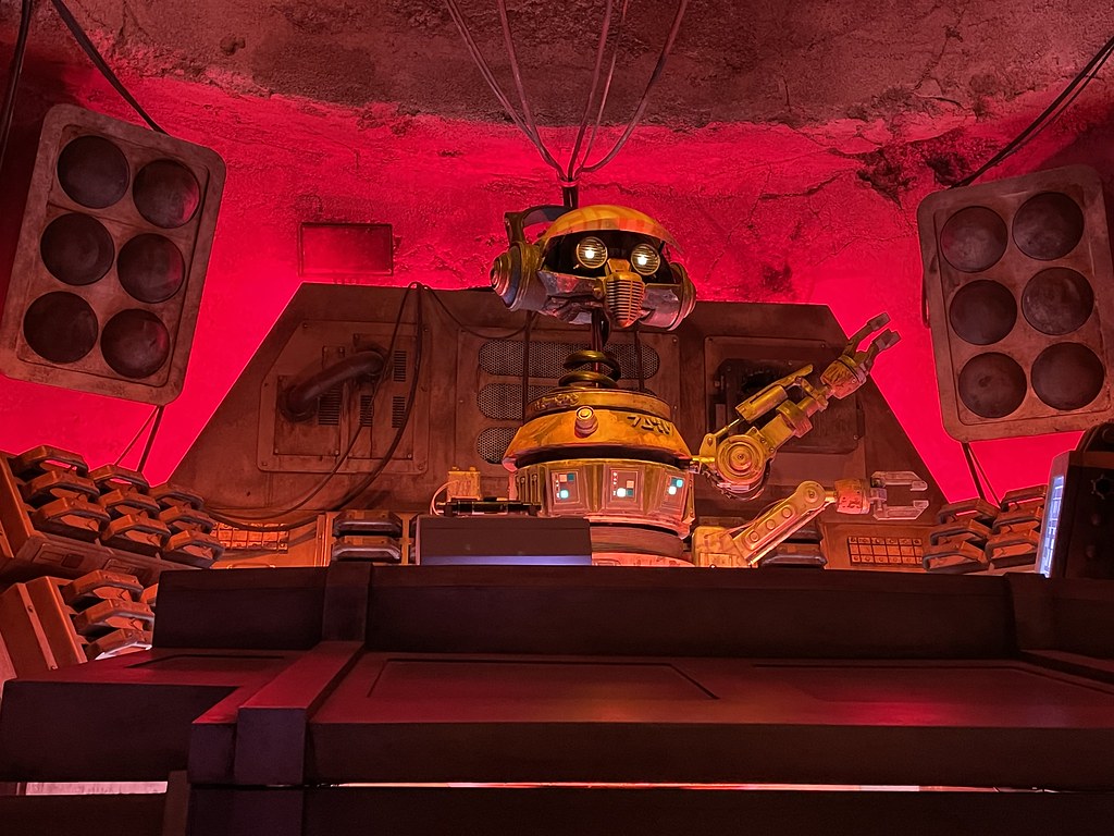 Oga’s Cantina a Place to Immerse Yourself in the Galactic Buzz