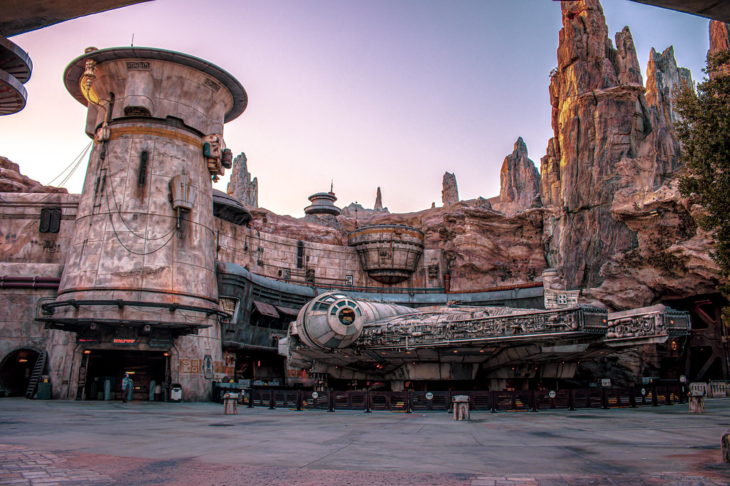 Smugglers Run You Take the Helm on Millennium Falcon